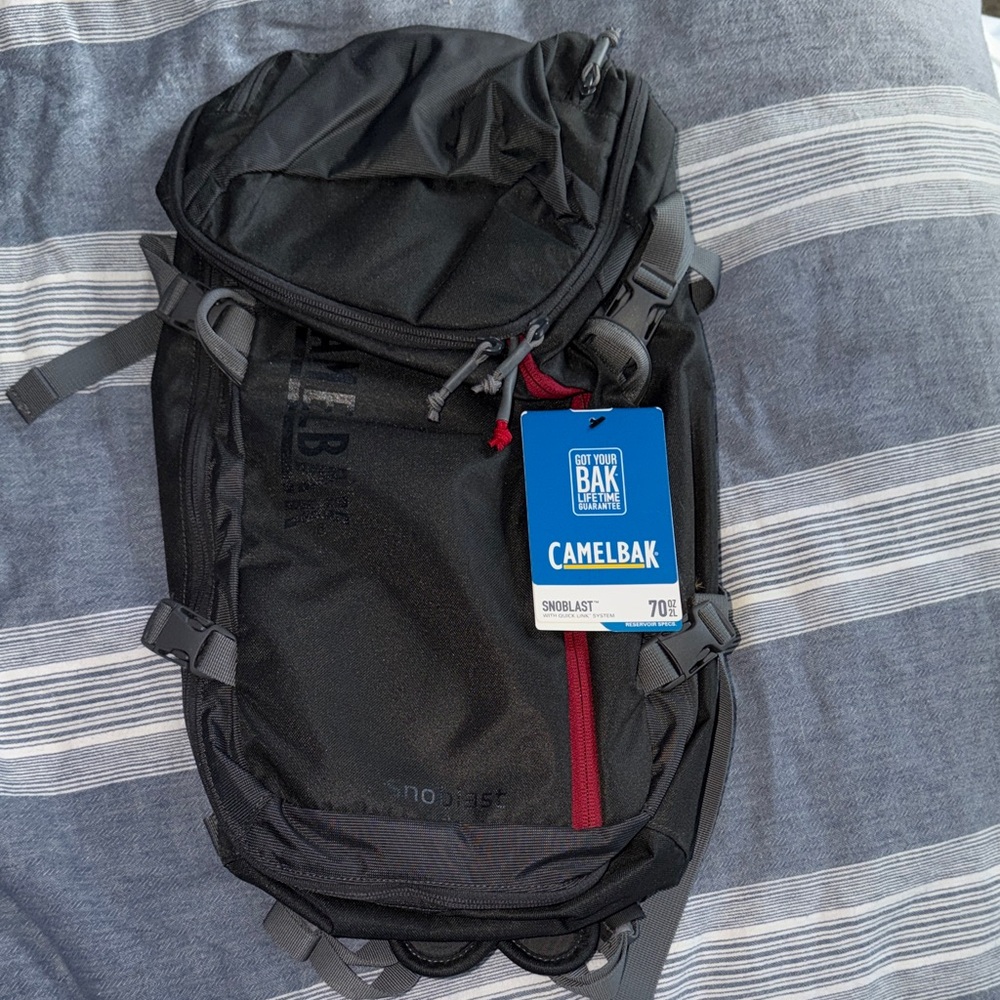 NWT CamelBak Snoblast Backpack
